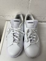 Adidas Sneaker, weiss, Grösse 44.5 - Top Zustand!
