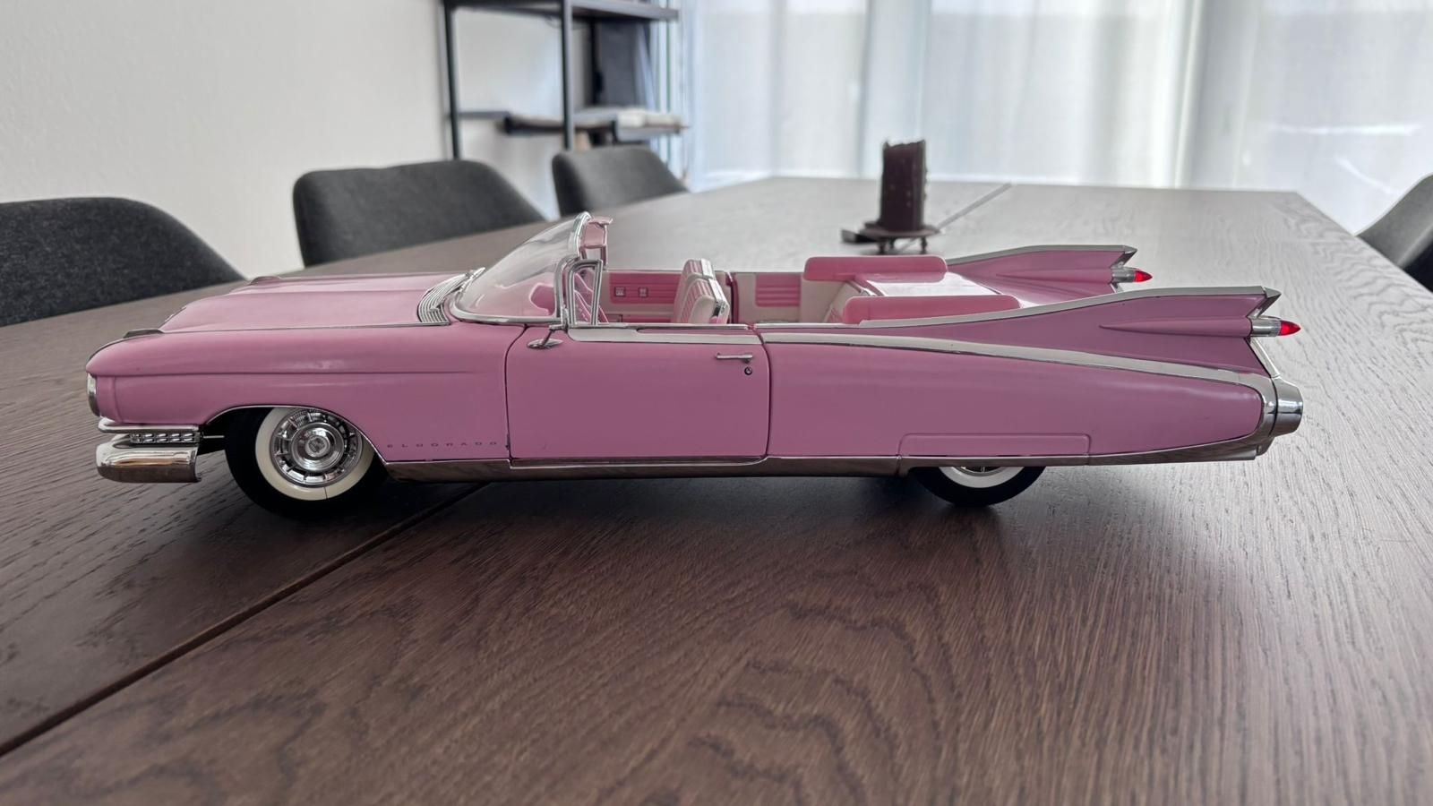 Modellini d'auto: Cadillac Eldorado Biarritz 1:18 – Usato da Reinach BL venduto da sim_c8n8