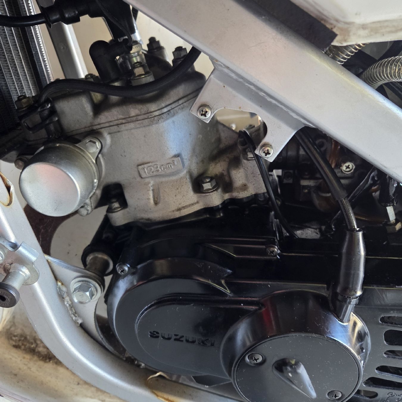 Suzuki Strada: Suzuki RG125 Gamma – Difettoso da Laupen BE venduto da Vanbeach 7