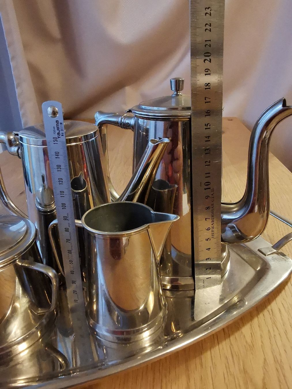 Set di piatti: Kaffeegeschirr Set 4-teilig mit Tablett versilbert Gebraucht – Usato da Frasnacht venduto da krutsta1 1