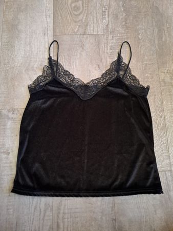 Schwarzes Top mit Spitze Gr. XL
