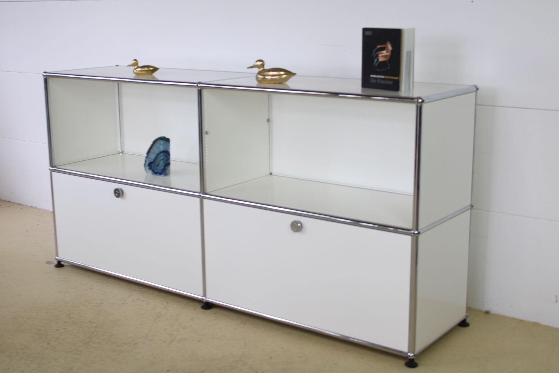 USM Kommoden: USM Sideboard in Reinweiss – Gebraucht aus Meinisberg von atelier_TILIJA 4