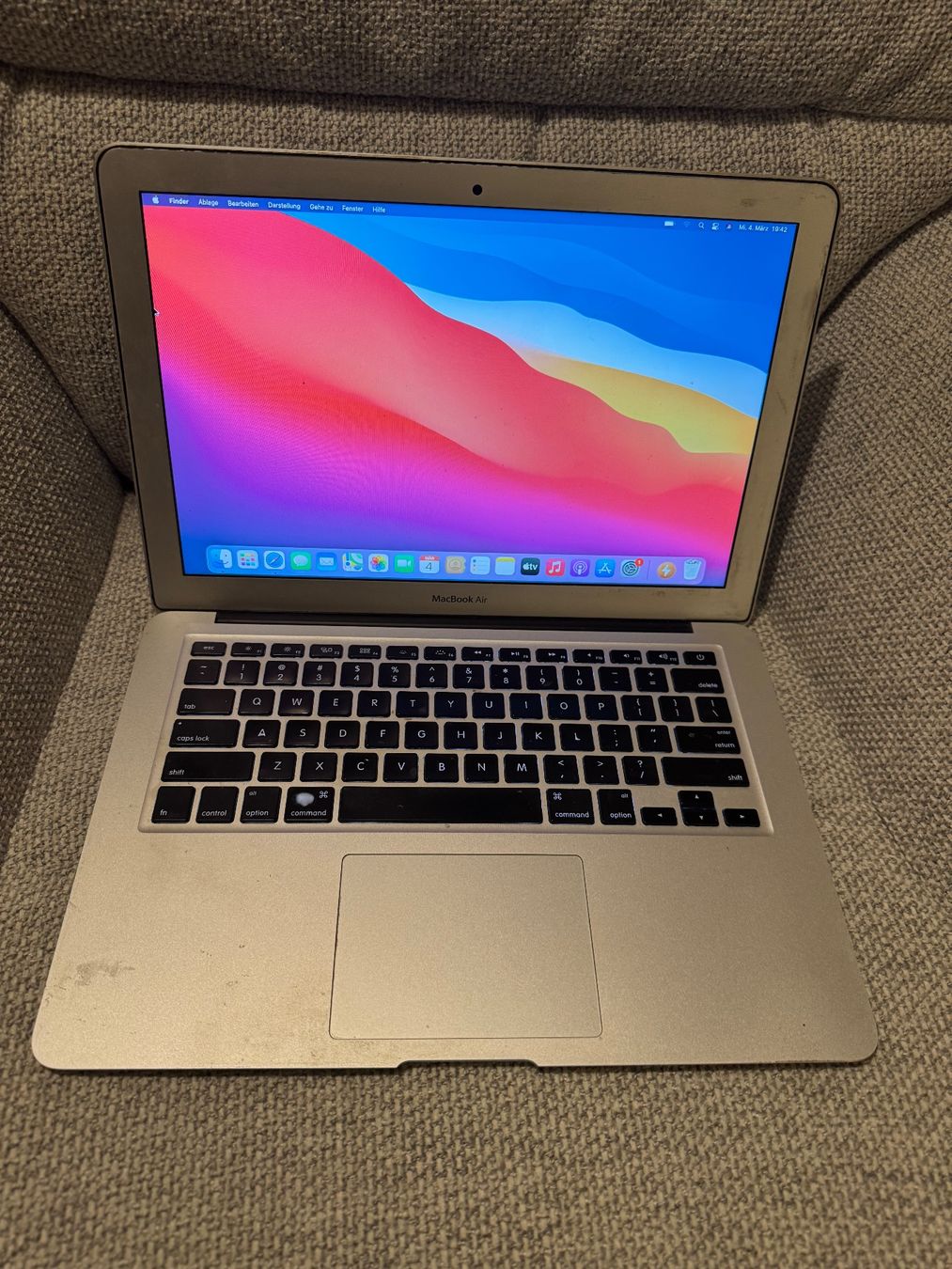 Apple Notebook: MacBook Air 13 inkl. Microsoft Office 2021 – Usato da Adliswil venduto da Busys
