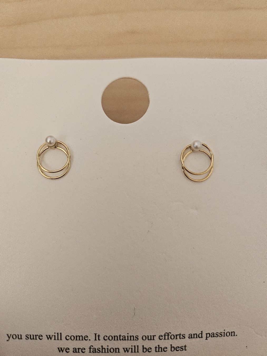 Boucles d'oreille: Boucle d’oreilles – Neuf avec emballage d'origine à Lausanne 25 par noe_s6pr