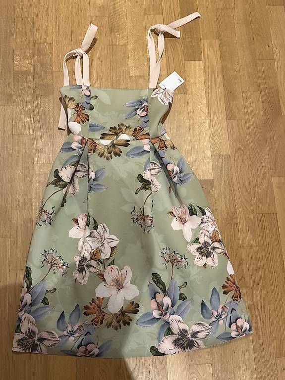 Vestiti: Kleid mit Blumenprint - Grösse 40 – Usato da Rothrist venduto da G.F.1997