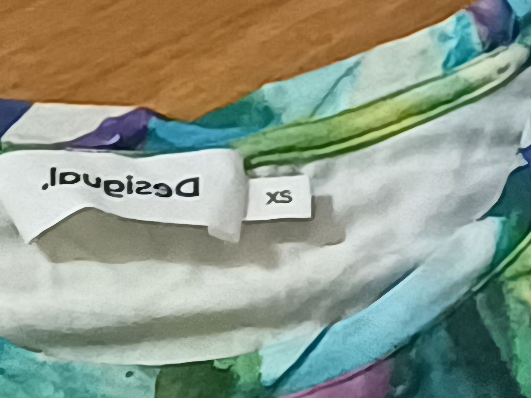 Desigual T-shirt: Desigual T-Shirt, XS – Nuovo (secondo la descrizione) da Basel venduto da klaraleoni 2