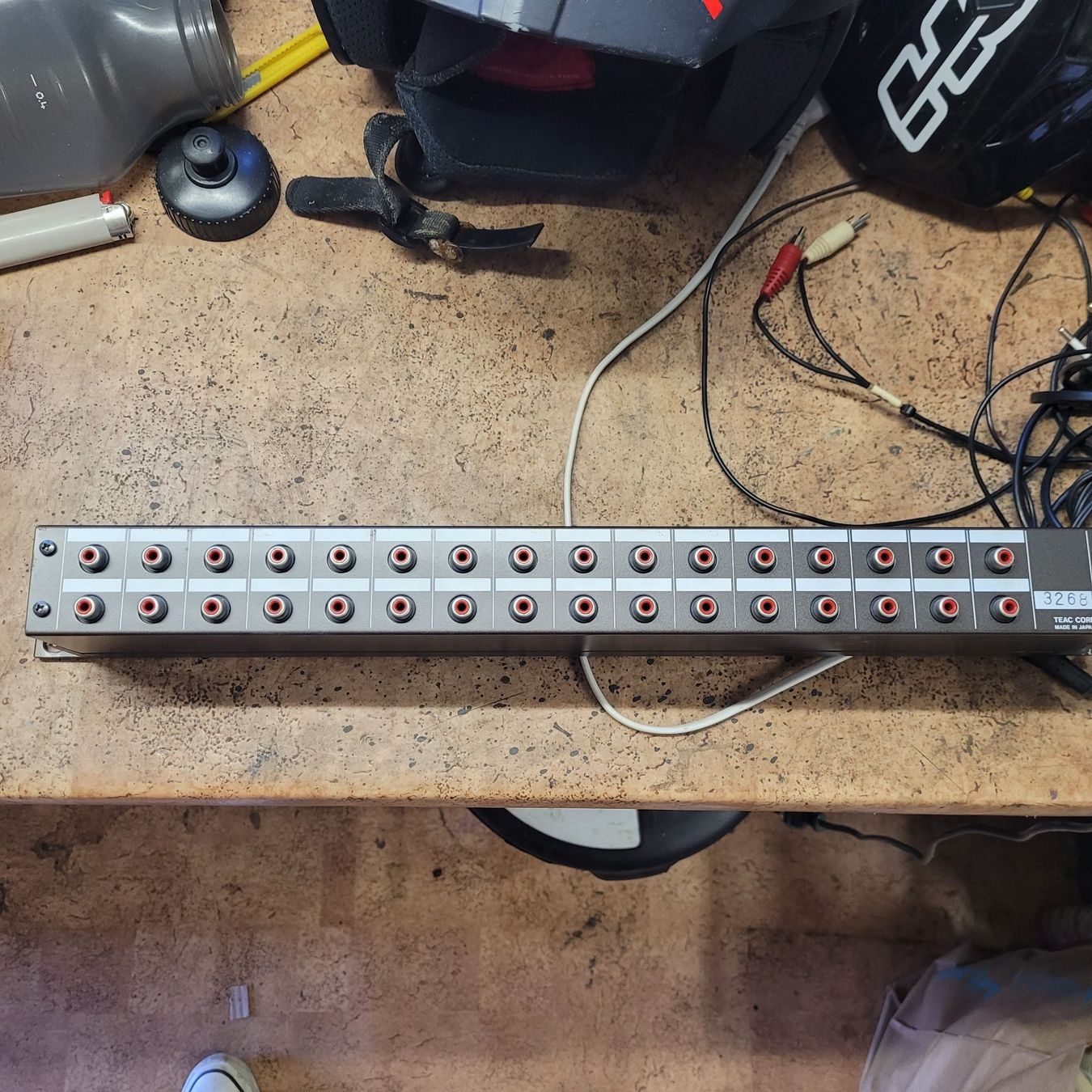 Tascam Platines de mixage: Tascam PB-32H Patch Bay 32 – D'occasion à Grône par Gronibar 1