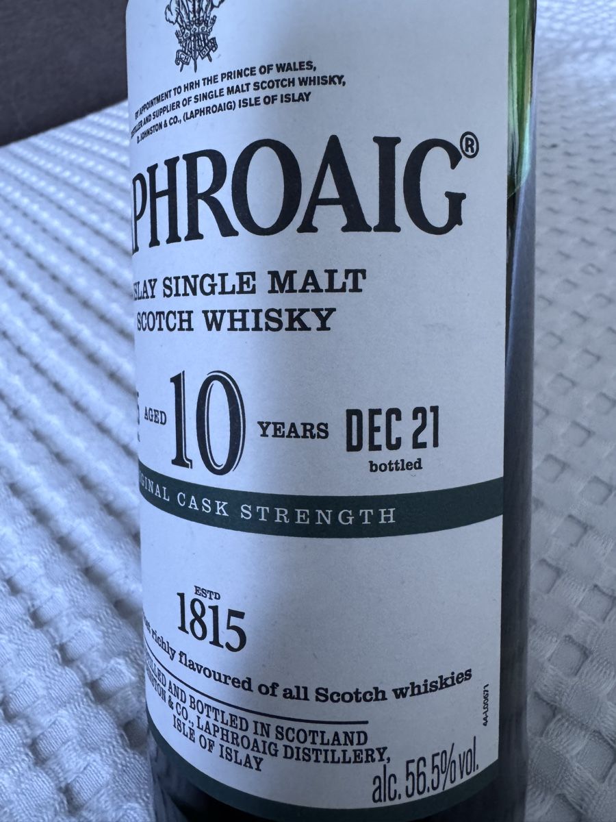 Laphroaig Bevande alcoliche: Laphroaig 10 Jahre Cask Strength Batch 015 70cl – Usato da Hergiswil NW venduto da wert721 3