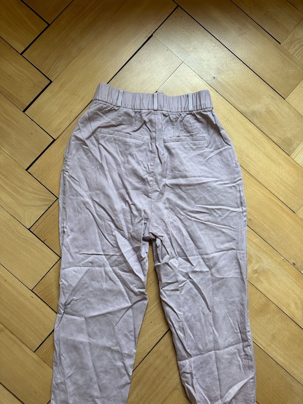 H&M Pantalons: Hose fliederfarben - 38 – D'occasion à Zürich par Diazaio 1