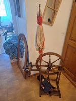 Antikes Spinnrad - Dekoration für gemütliches Zuhause!