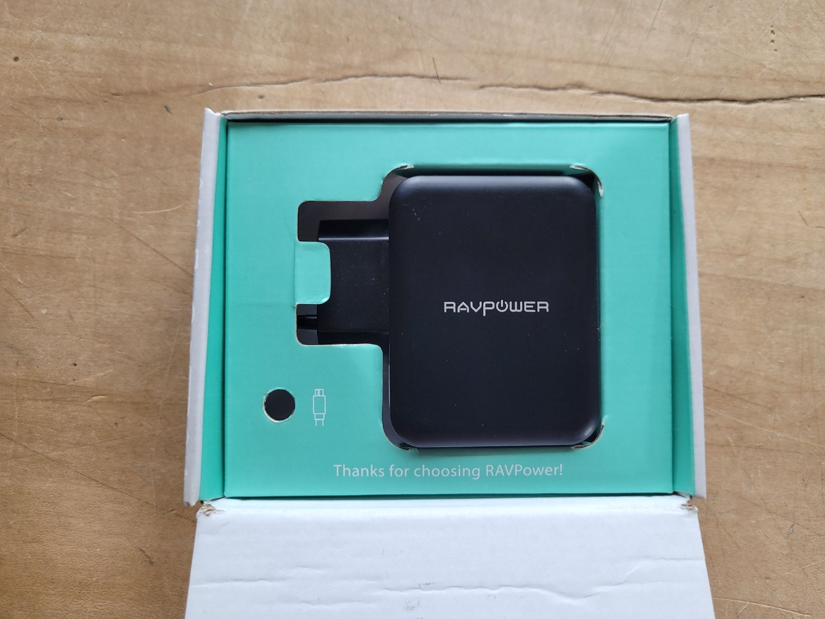Caricabatterie: Schnellladegerät RAVPower 30W USB Qualcomm Quick Charge 3.0. – Nuovo e nell'imballaggio originale da Zürich venduto da Engiadinabassa 2