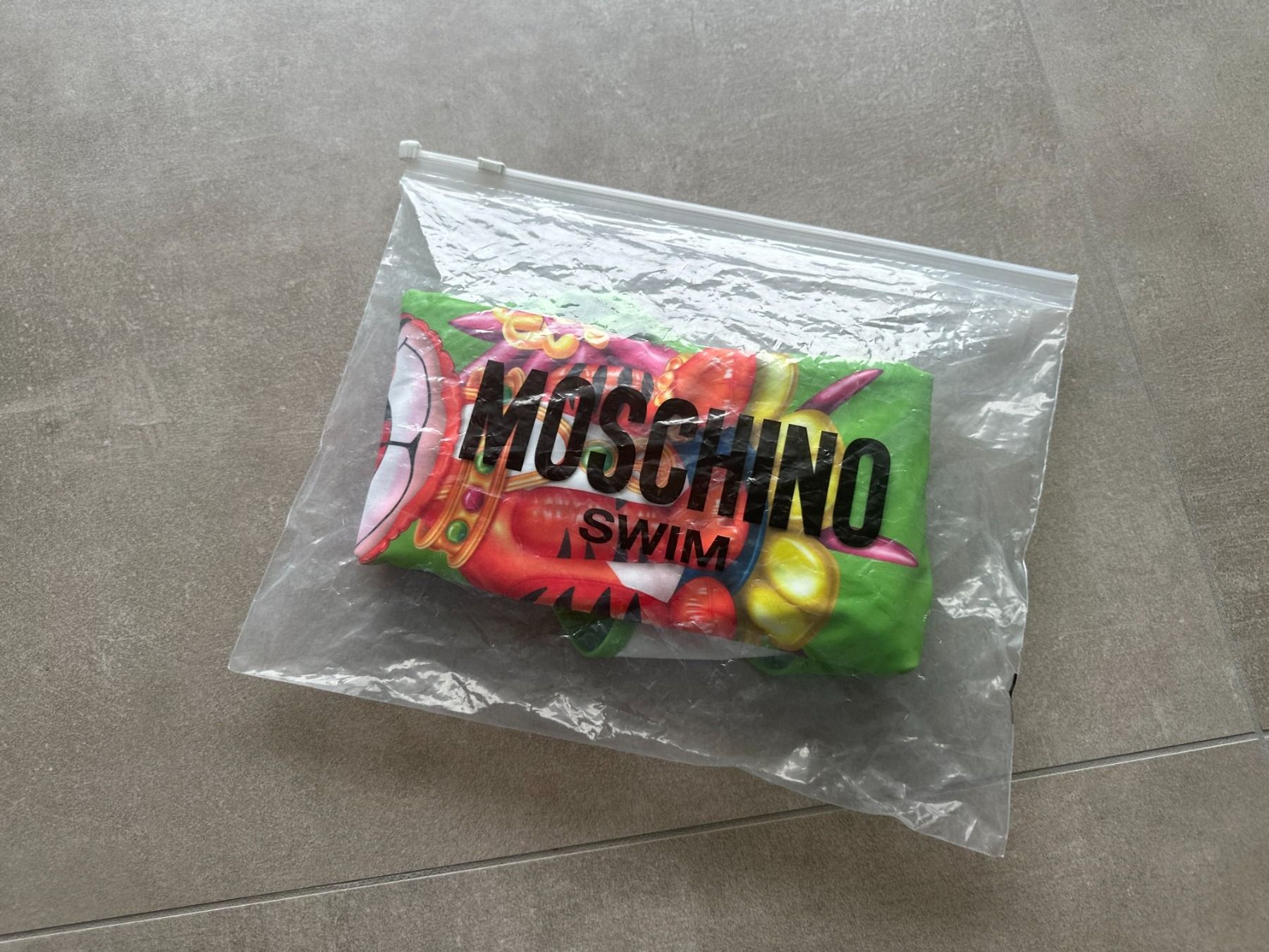 Moschino Badekleider & Bikinis: New swim costume – Neu und originalverpackt aus Lugano von juledo 1