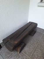 Rustikale Holzbank aus Baumstamm massiv guter Zustand