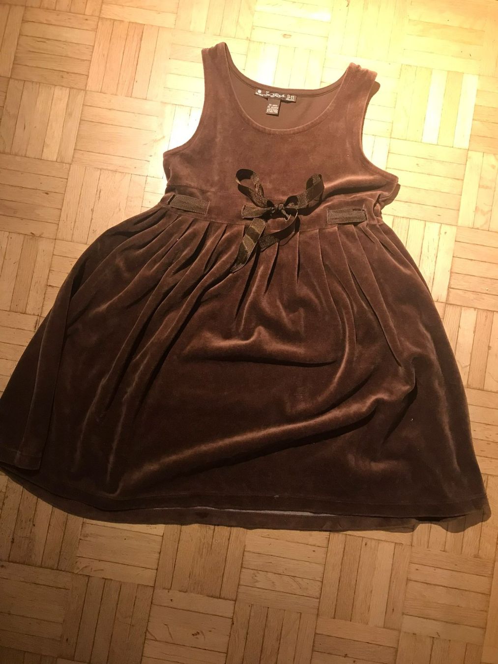Vestiti & Gonne: Samtkleid, Grösse 146, Top Zustand! – Usato da Zürich venduto da strampli1216