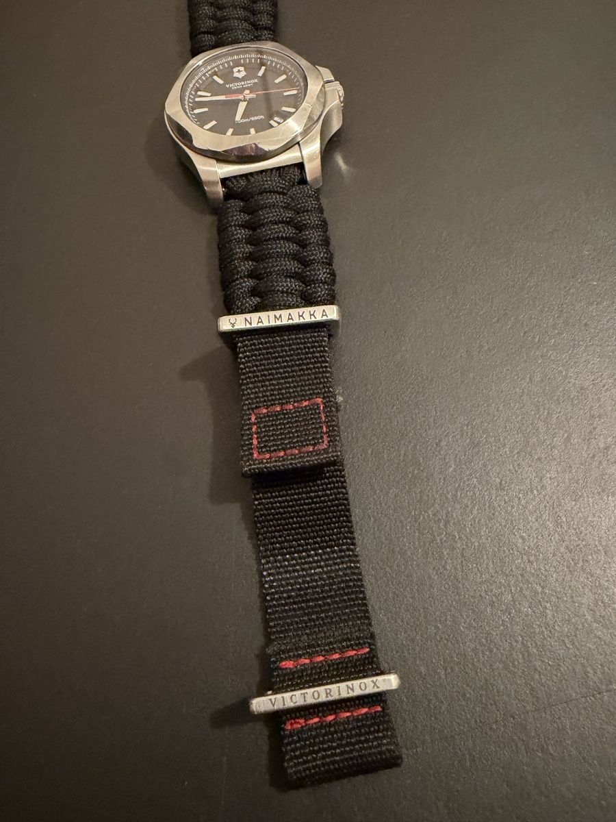 Victorinox Uhren: Uhr Victorinox I.N.O.X. Naimaka – Gebraucht aus Ebmatingen von D.A.C. 2