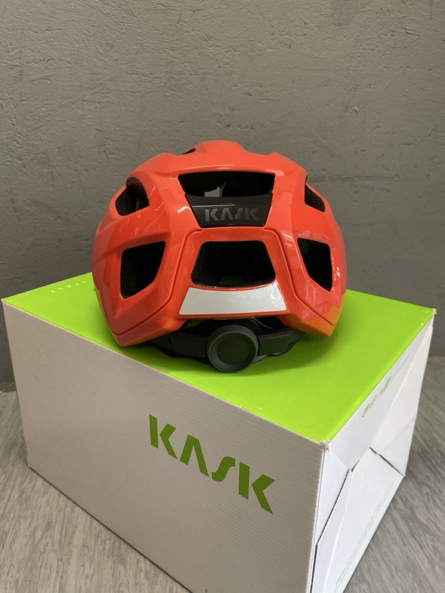 Kask Caschi: KASK Sintesi Velohelm Grösse M – Nuovo e nell'imballaggio originale da Bern venduto da TacTac_Cycling 2
