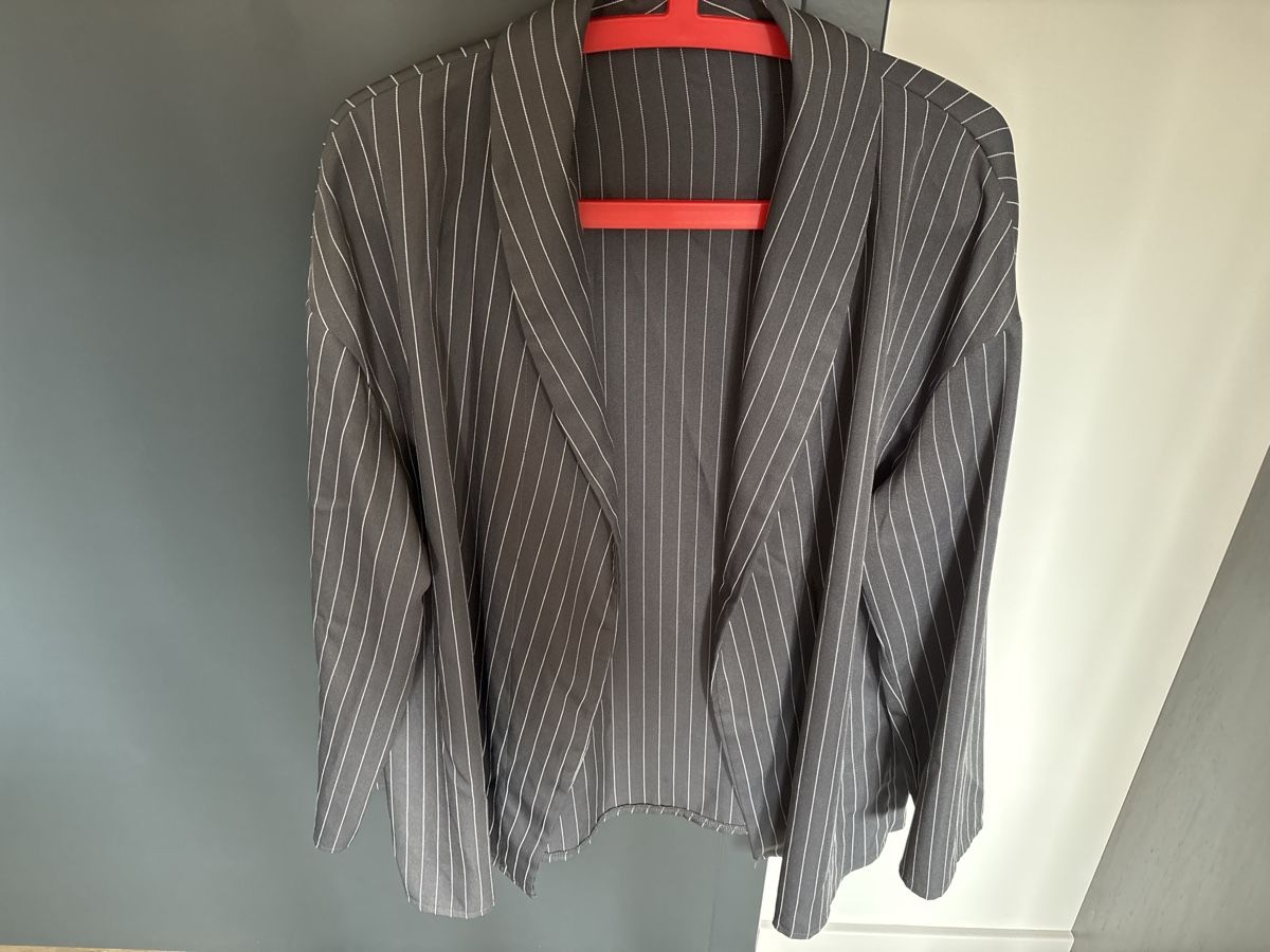 Shein Jacken: Shein Veste rayée taille M – Neu (gemäss Beschreibung) aus Delémont von Ma_LoU.01