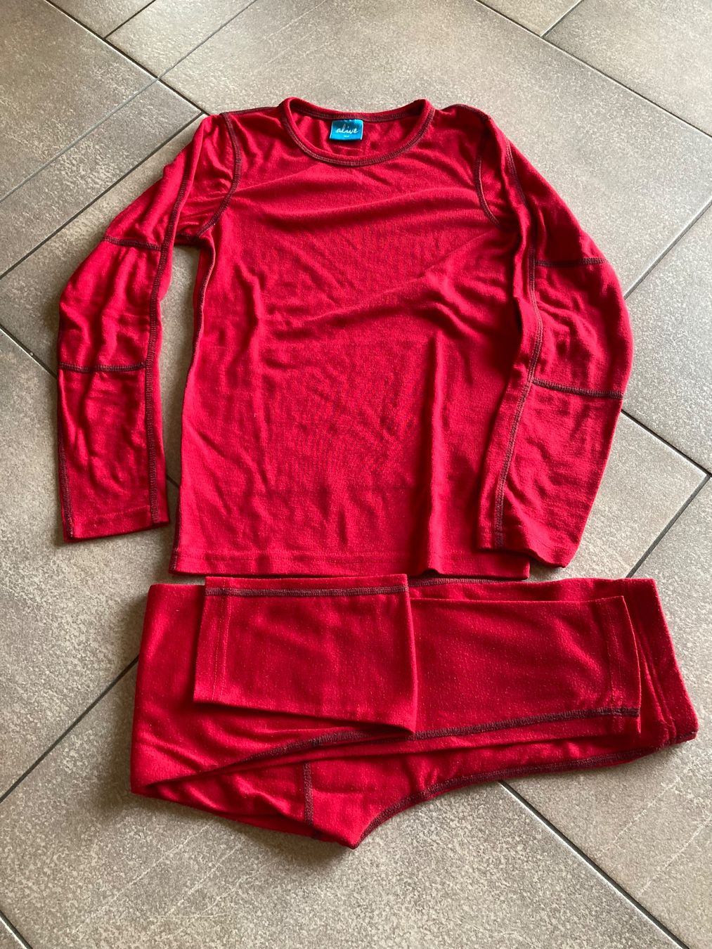 Biancheria intima: Thermo-Set Gr. 152; 2-teilig; Langarm – Usato da Mosnang venduto da Kusli09