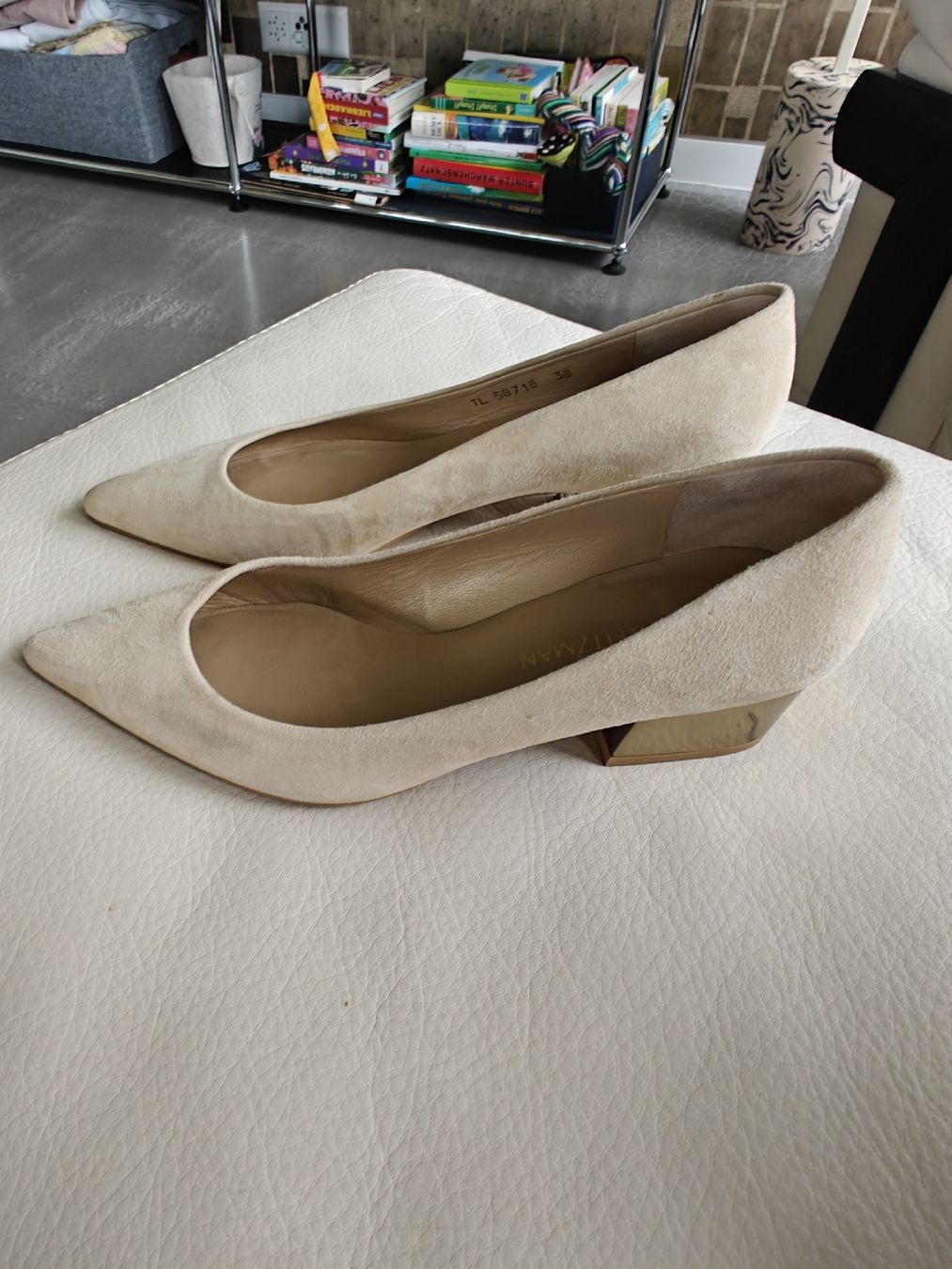 Damenschuhe: Stuart Weitzmann 39 – Gebraucht aus Ermatingen von ans_m6lj 4