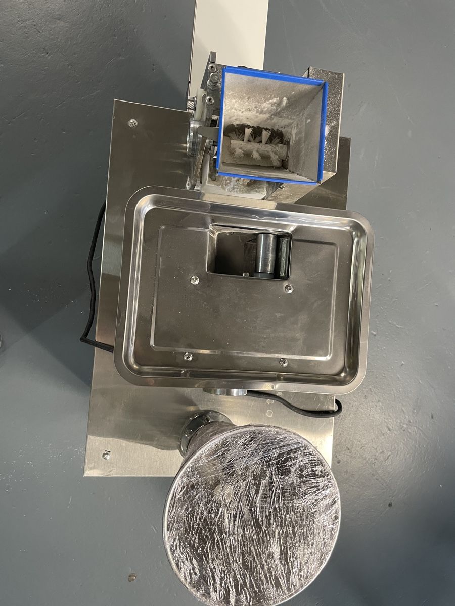 Elettrodomestici da cucina: Teigtaschenmaschine – Nuovo (secondo la descrizione) da Schlieren venduto da pec_hf8n 2