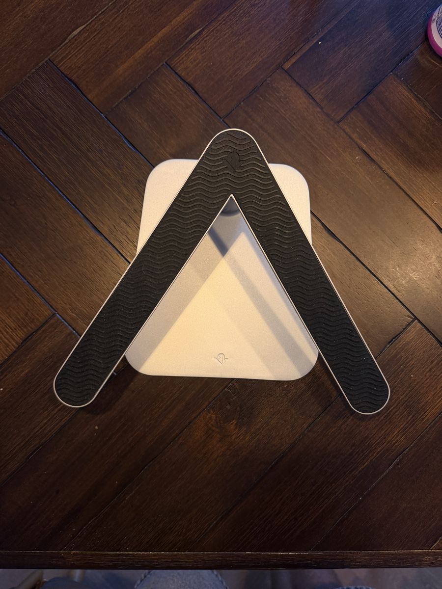 Racks & Cavalletti: HiRise Laptopp Aufsteller – Usato da Thun venduto da Jaysonfahrni 1