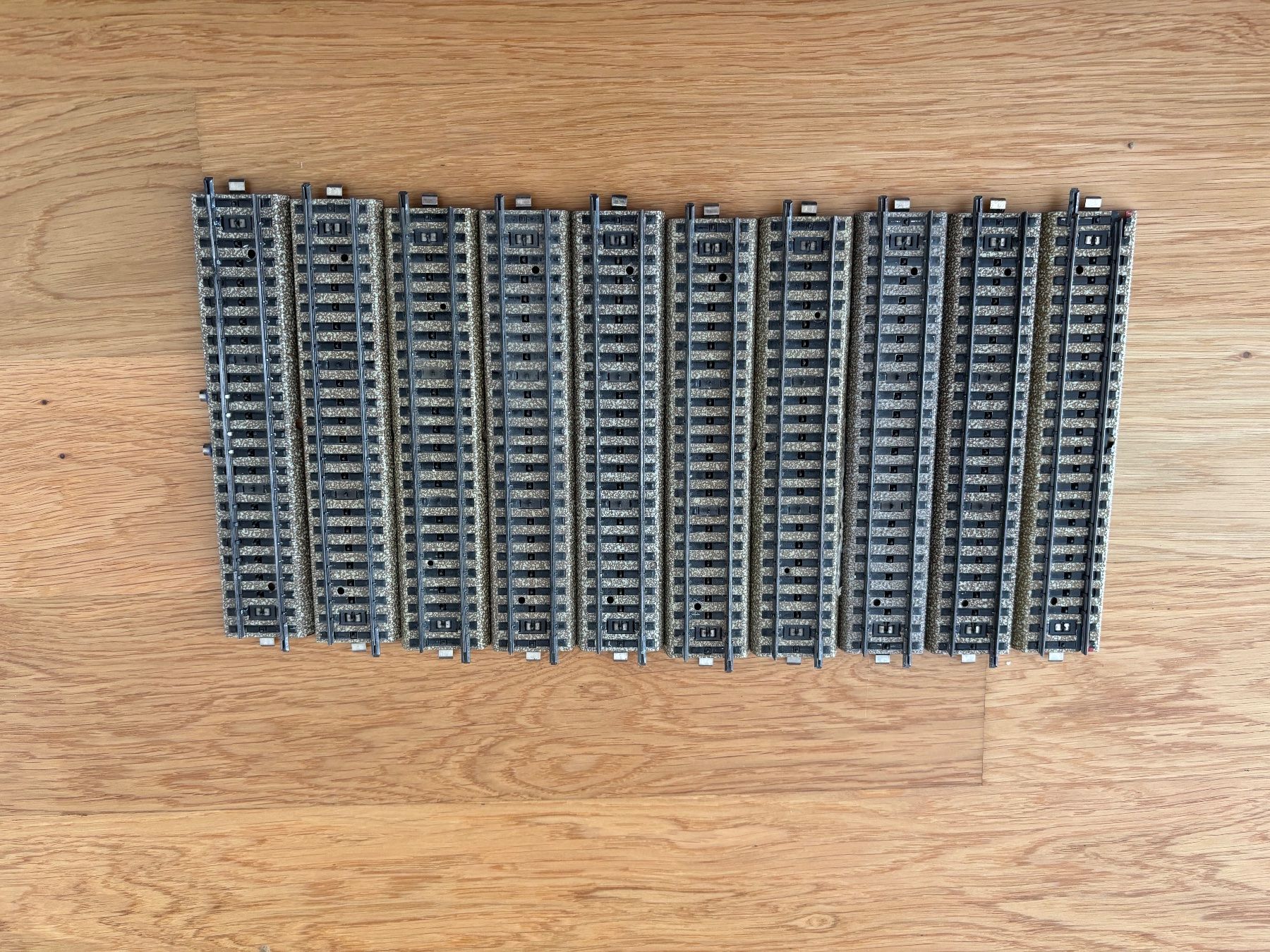 Märklin Modelleisenbahnen: 10x M-Gleis Gerade - Märklin 5106 – Gebraucht aus Bremgarten AG von Trombone98