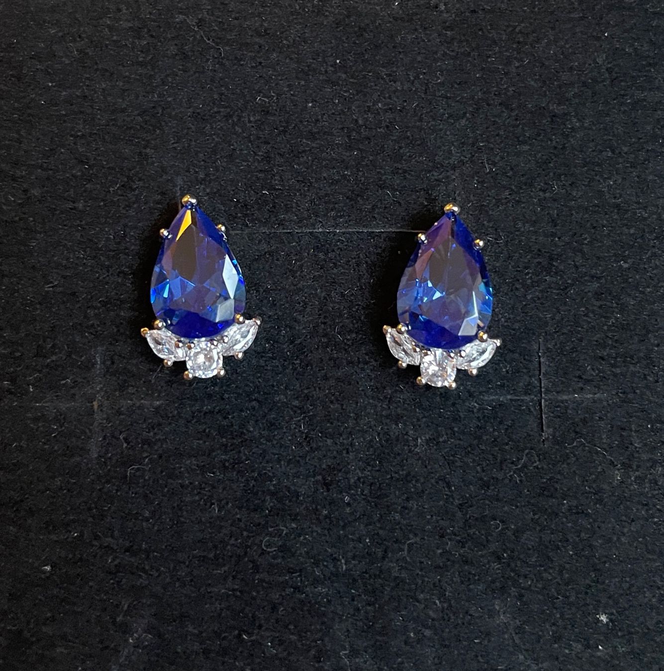 Orecchini pendenti & Orecchini a lobo: Blauzyrkon Ohrringe Silver 925 – Nuovo (secondo la descrizione) da Baden venduto da kar_rm7y