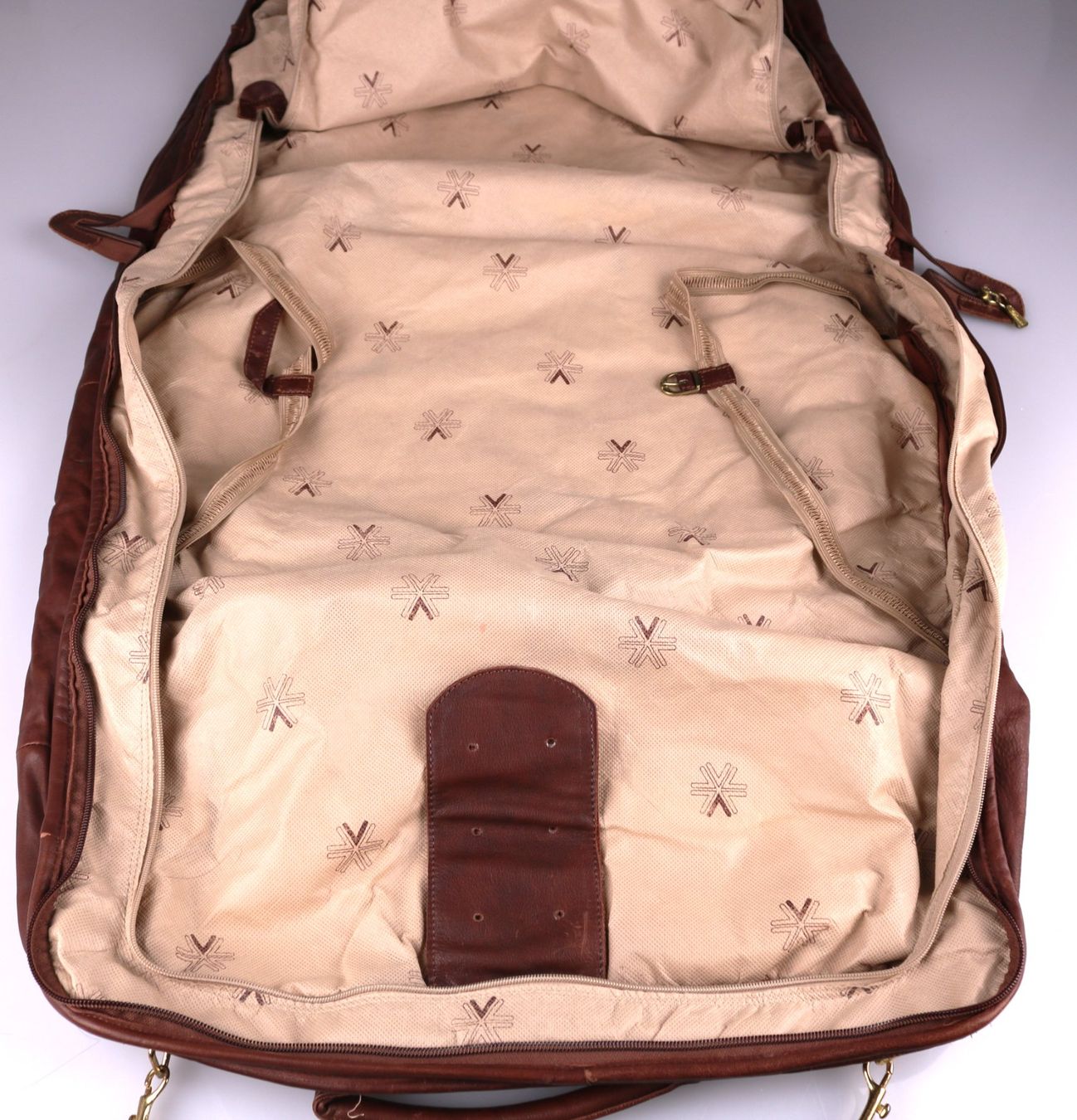 Borse: Vintage Kleidersack – Usato da Volketswil venduto da brockipfannenstil 5