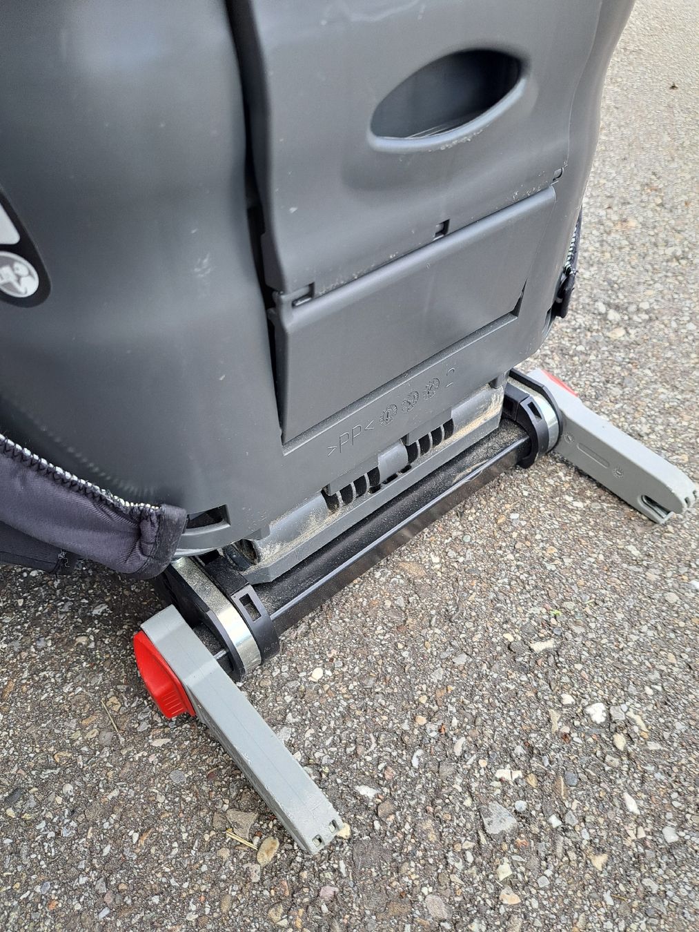 Britax Römer Seggiolini per auto: Kinder Autositz Römer mit Isofix – Usato da Niederbipp venduto da filou0711 2