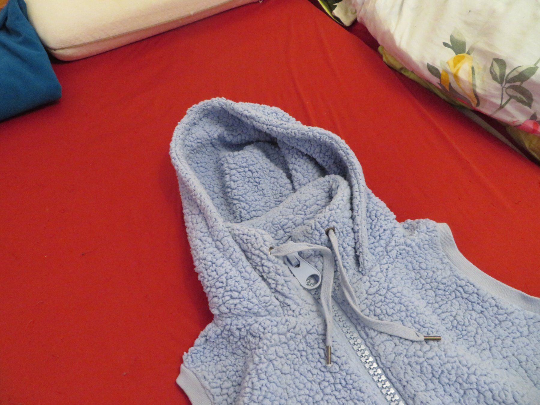 Gilets & Westen: 2x  Weste Für Damen – Gebraucht aus Rüfenacht BE von tial70 2