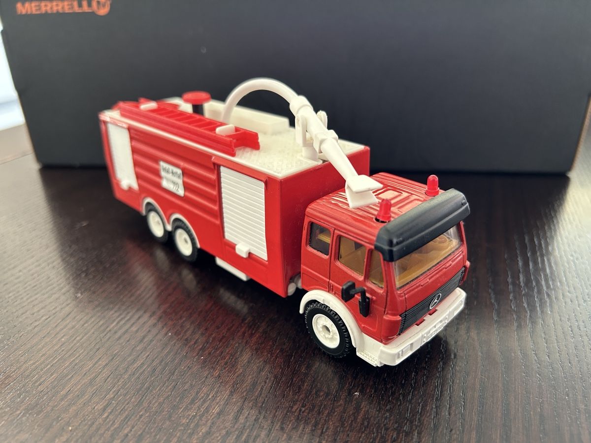 Mercedes-Benz Modellini d'auto: Mercedes-Benz Feuerwehr TLF – Usato da Islisberg venduto da Nawi2000