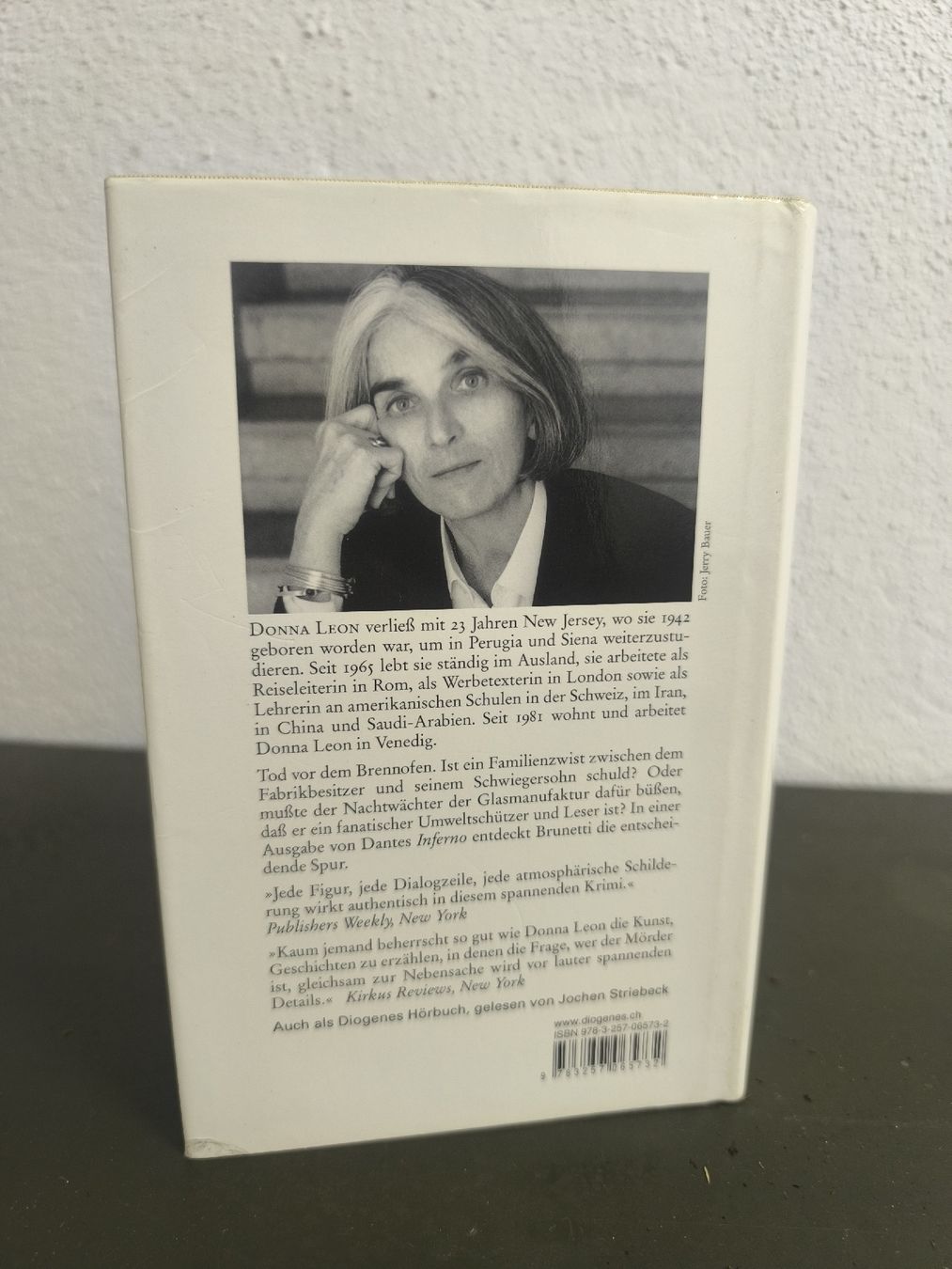 Libri: Donna Leon - Wie durch ein dunkles Glas Roman – Usato da Zürich venduto da domi_nic1208 1