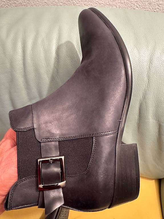 Chaussures femmes: Stiefelette Belmondo 43 – D'occasion à Zürich par Cibin