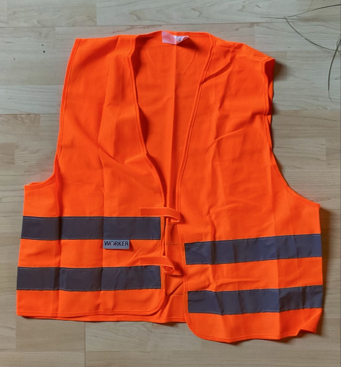 Gilet & Giacche: Warnweste orange Einheitsgrösse neuwertiger Zustand – Nuovo (secondo la descrizione) da Endingen venduto da nathan05 1