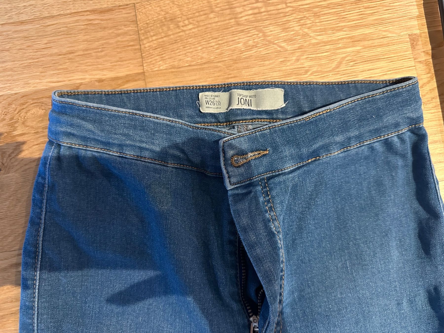 Topshop Jeans: Topshop Joni Jeans, hellblau, Grösse W25 – Usato da Zürich venduto da cfh_cg22 1