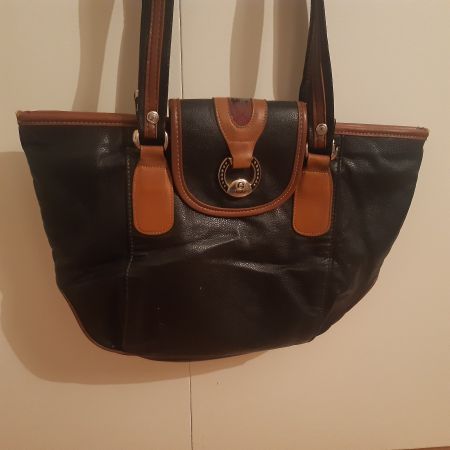 Giannini Handtasche, Echtleder, Top Zustand, schwarz/braun