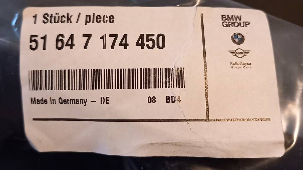 Toutes les pièces auto: BMW 1er E-Baureihe Kühlklappen – D'occasion à Luzern par cas_sh7y 4