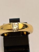 Goldring mit Diamant 750 Gold  guter Zustand