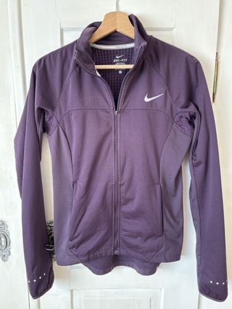 Nike Laufjacke Dri-Fit Grösse XS dunkelviolett (hoher NP) 