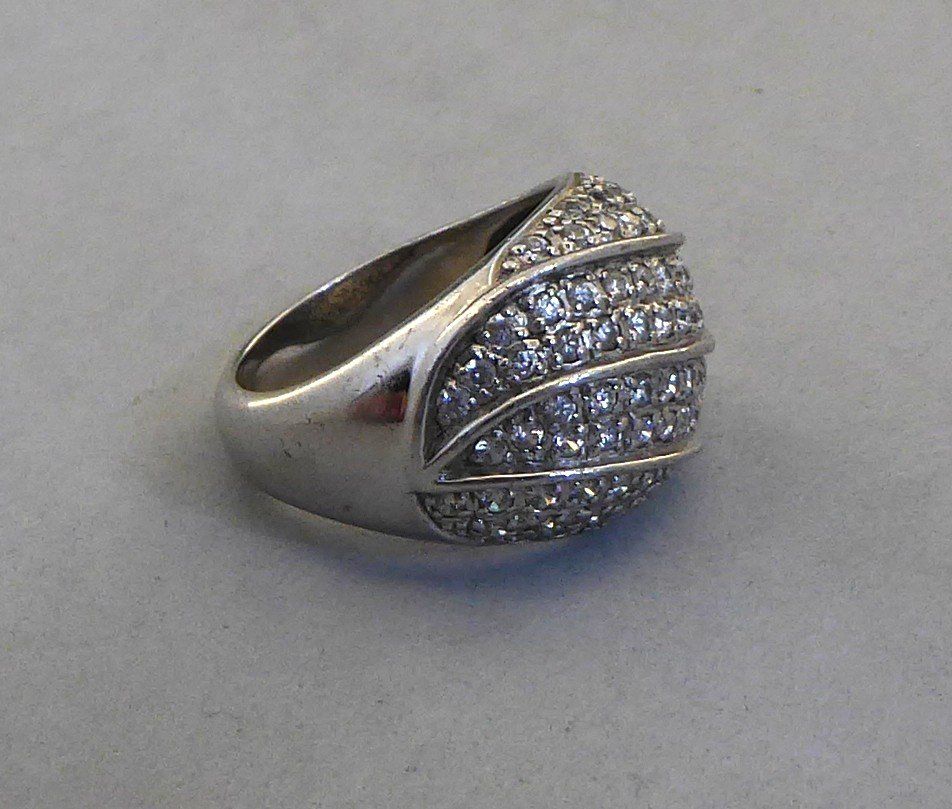 Bagues: Ring 925 Silber mit synthetischen Steinchen – D'occasion à Muri AG par Lineli2020 2