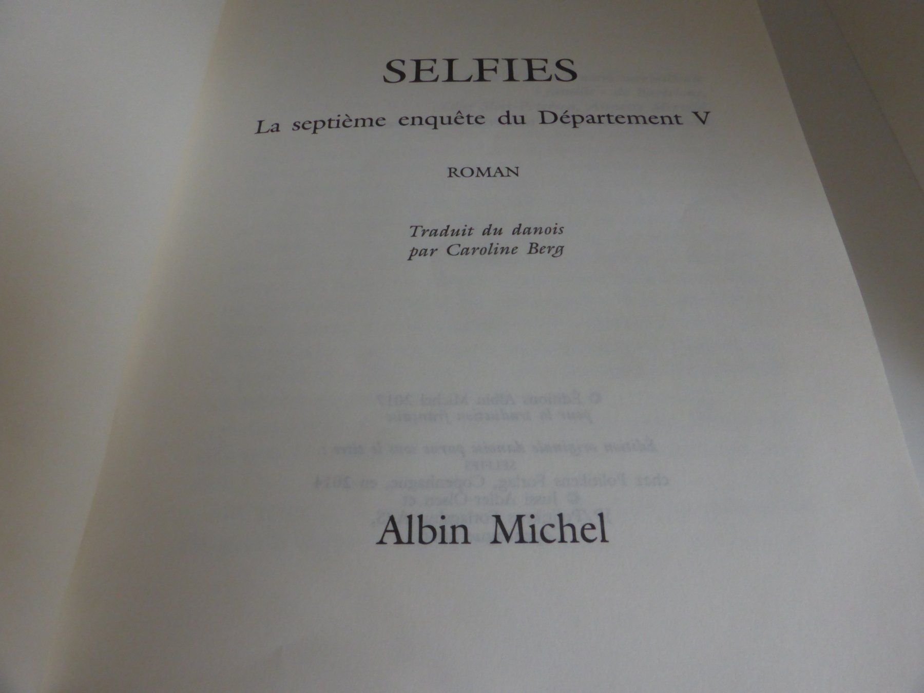 Bücher: Jussy Adler Olsen - Selfies – Gebraucht aus Porrentruy von Kim017 3