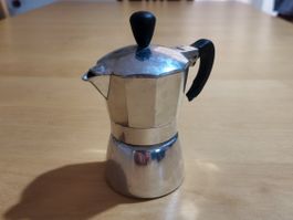 Petite cafetière italienne