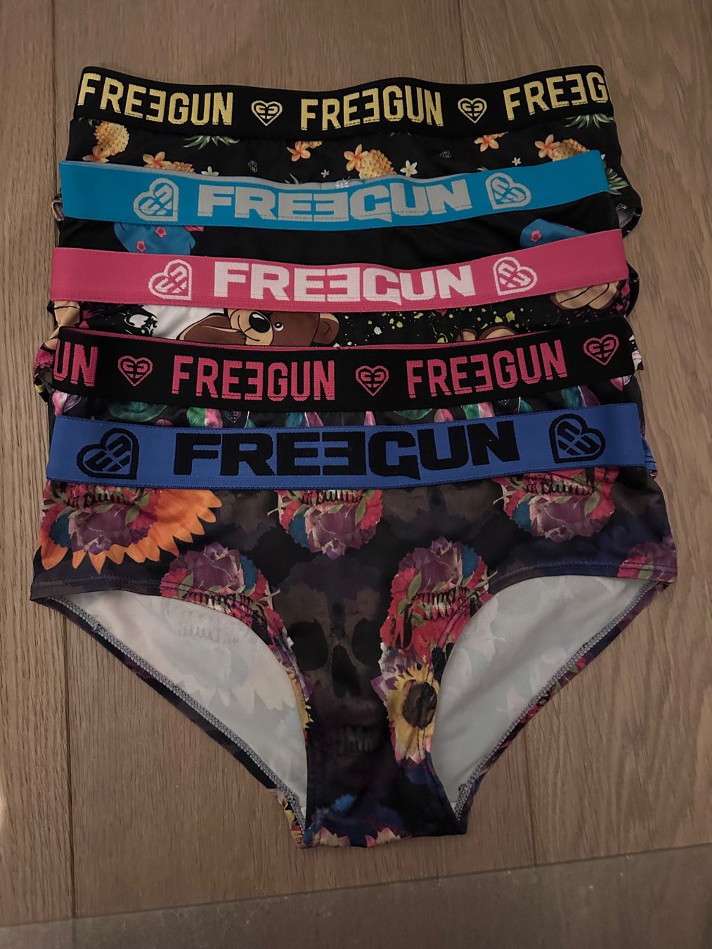 Biancheria intima: Unterhosen Freegun – Usato da Schindellegi venduto da adb_5s8g