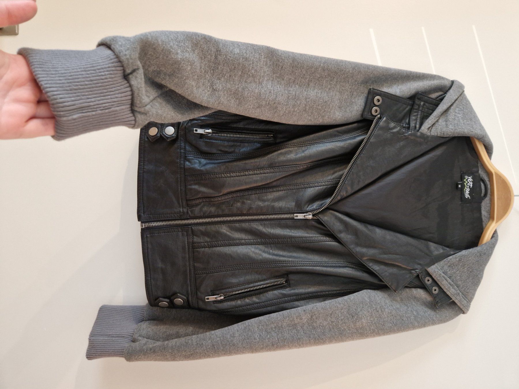 Jacken: Leder/stoffjacke inkl Kaputze – Gebraucht aus Ebikon von kov_9vqb 1