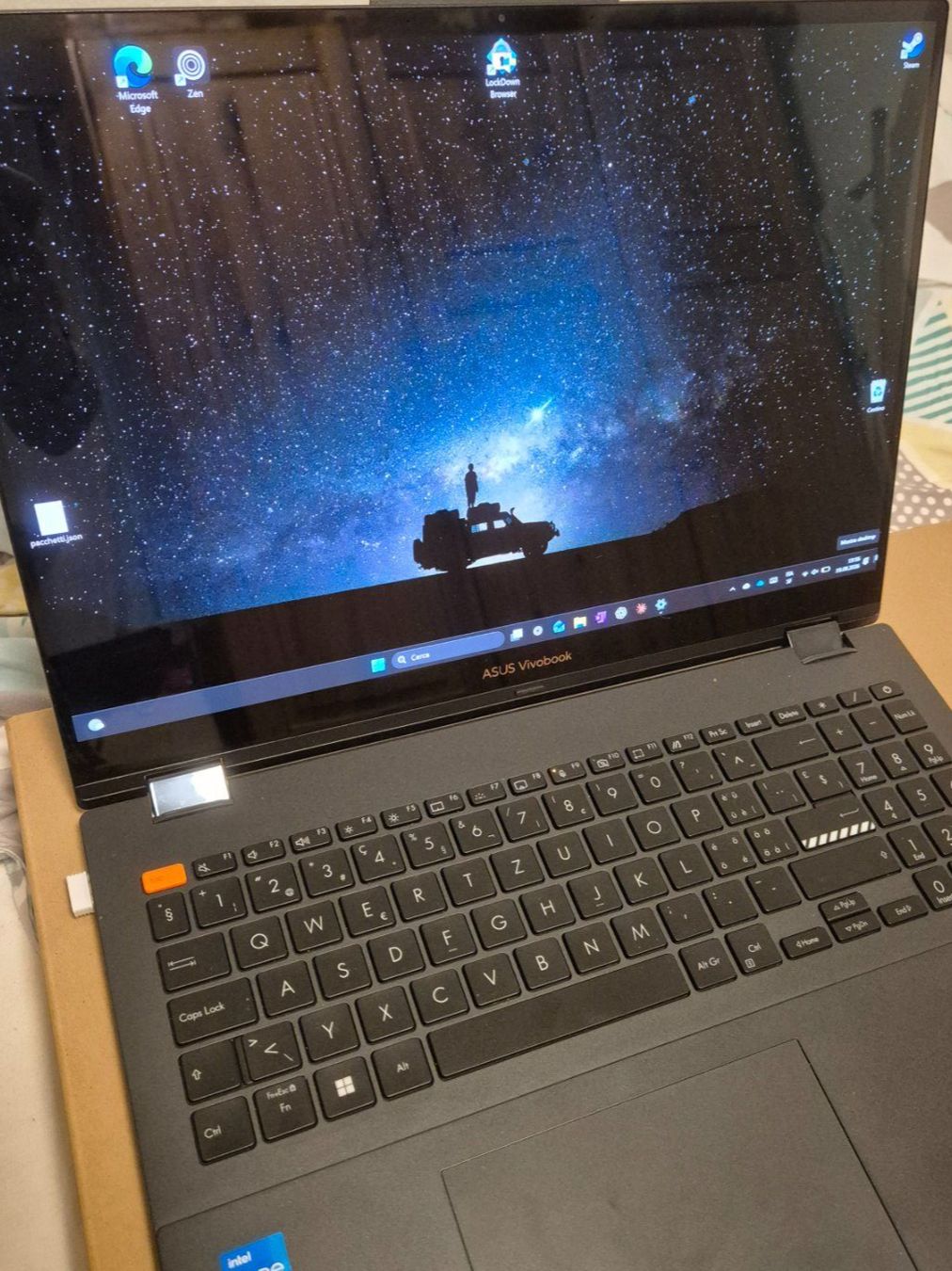 Asus Notebooks: Asus Vivobook S16 Flip Oled – Gebraucht aus Viganello von and_w8zt 1