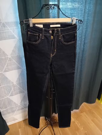 jeans von Levis gr 25