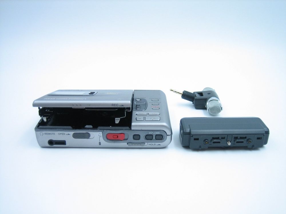 Vintage Sony MD Walkman (Gebraucht) in Zürich für CHF 66 – mit ...