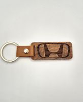 Exklusiver Honda Fanartikel: Holz Schlüsselanhänger mit Logo