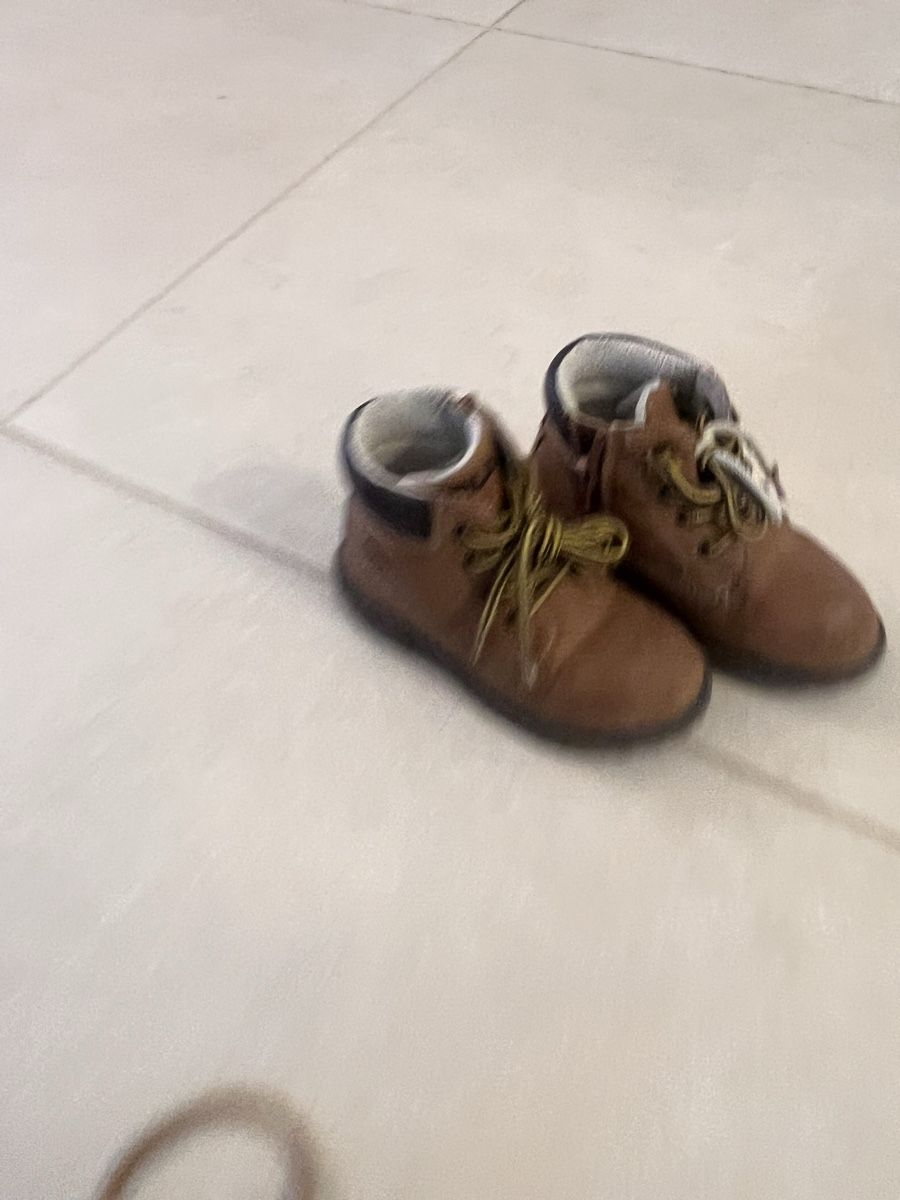 Fila Scarpe per ragazzi: Schuhe Fila Grösse 24 – Usato da Schönenberg ZH venduto da Bosh 1