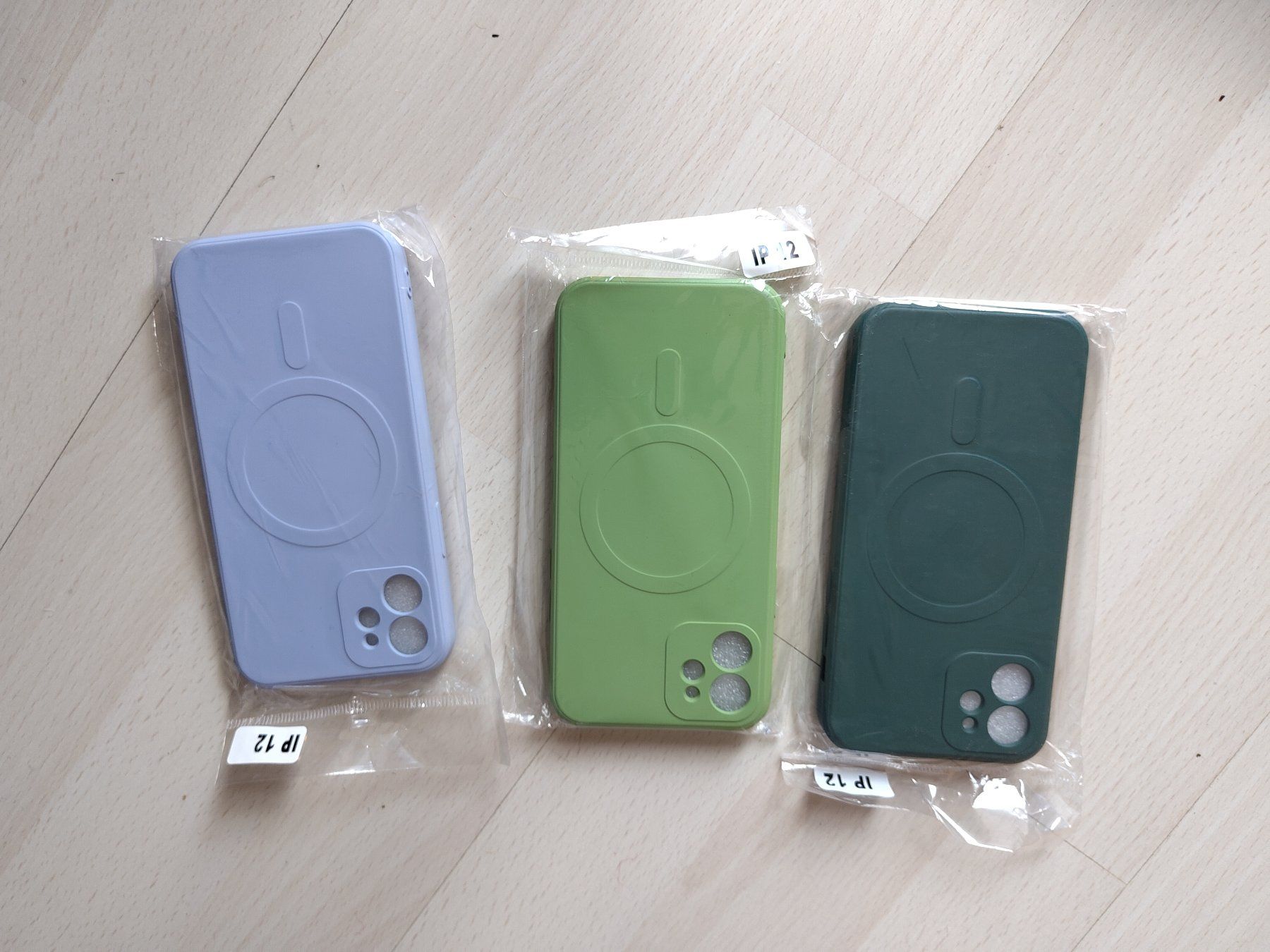 Cover & Protezioni schermo: Handy Hüllen iPhone 12 – Nuovo e nell'imballaggio originale da Winterthur venduto da Gurki